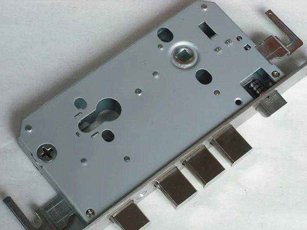 丽江24小时上门开锁公司