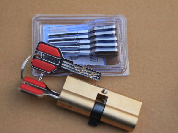 丽江24小时上门开锁公司